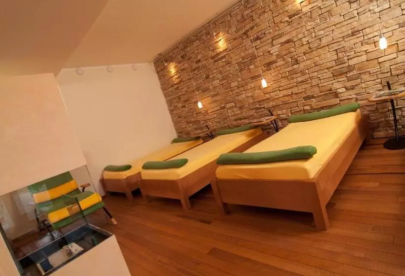 Отель Alpenland