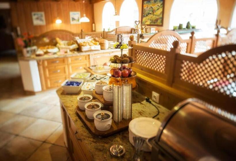 בית מלון כפרי Augarten