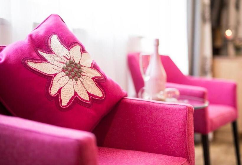 בית מלון כפרי Augarten