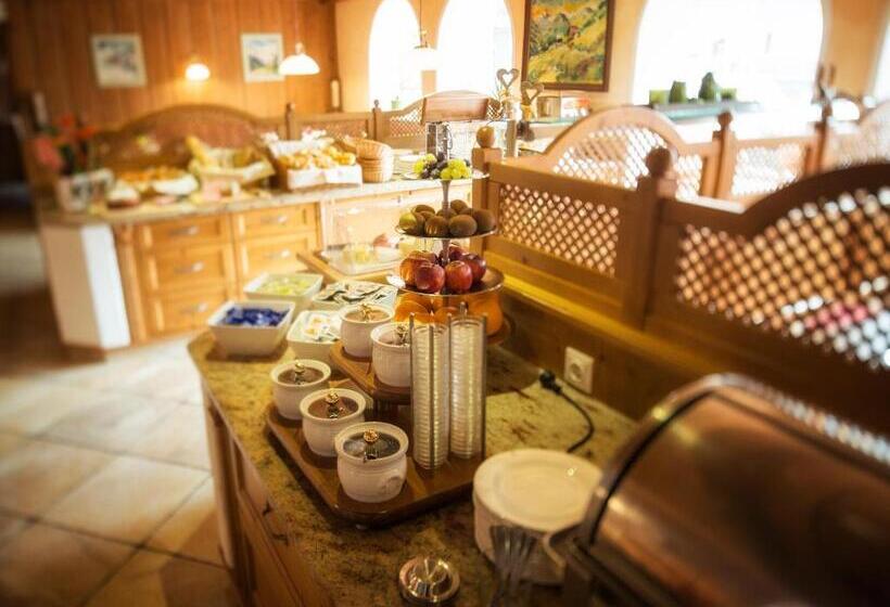 בית מלון כפרי Augarten