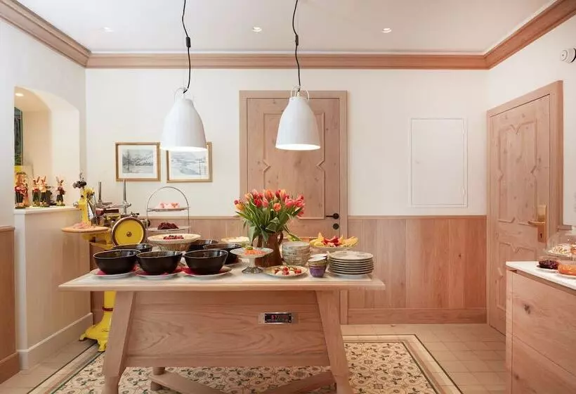 酒店 Das Bergschlössl Very Special