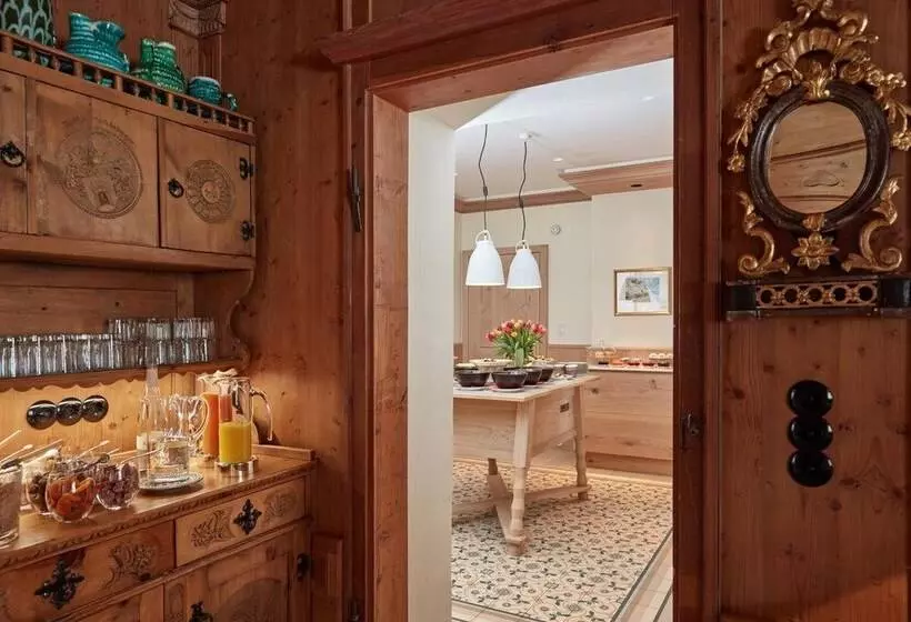 酒店 Das Bergschlössl Very Special