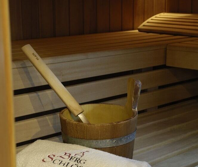 ホテル Das Bergschlössl   Very Special