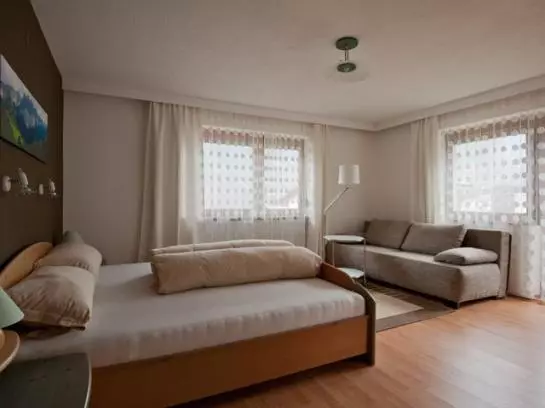 Elmer, Appartement