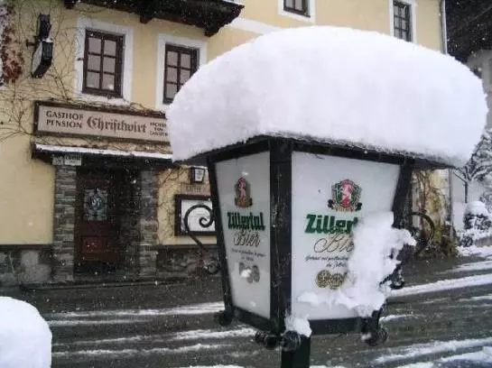 ペンション Gasthof Christlwirt