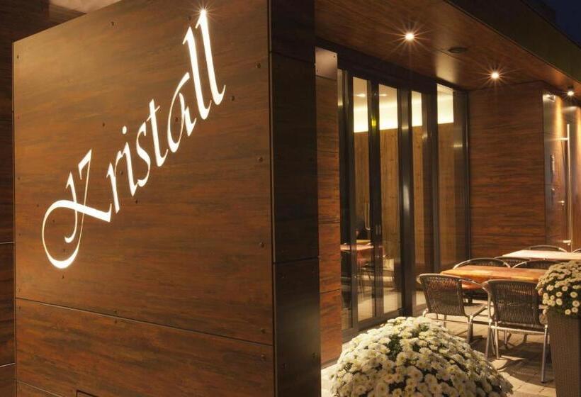 בית מלון כפרי Gasthof Kristall   Themenfrühstück