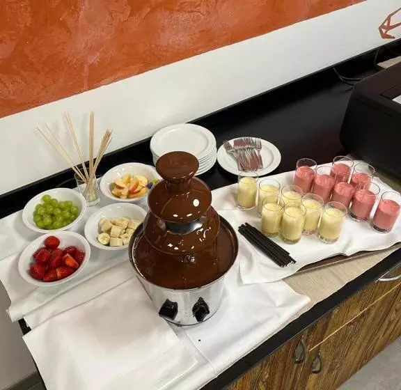 فندق Gasthof Kristall   Themenfrühstück