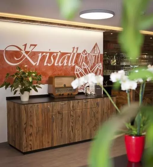 فندق Gasthof Kristall   Themenfrühstück