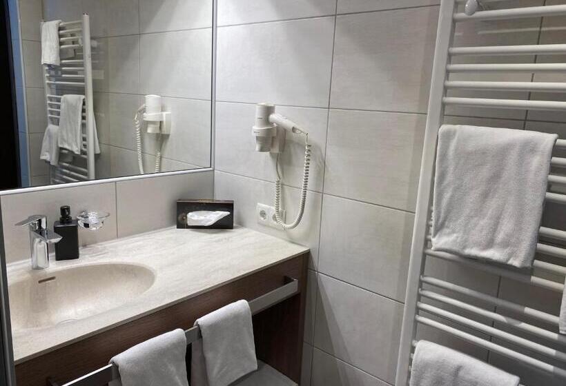 בית מלון כפרי Gasthof Kristall   Themenfrühstück