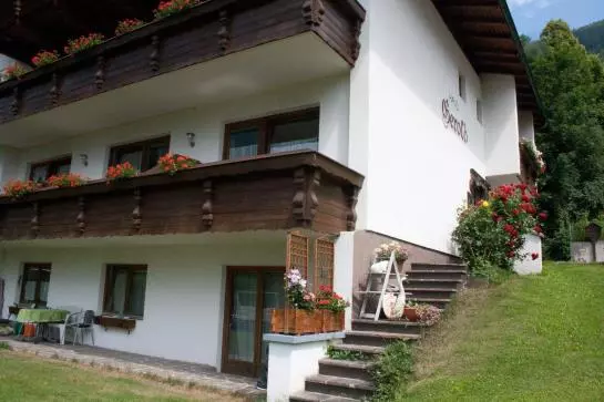 تختخواب و صبحانه Haus Gerold Pension