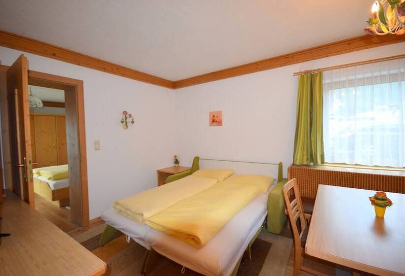 בית מלון כפרי Haus Romana