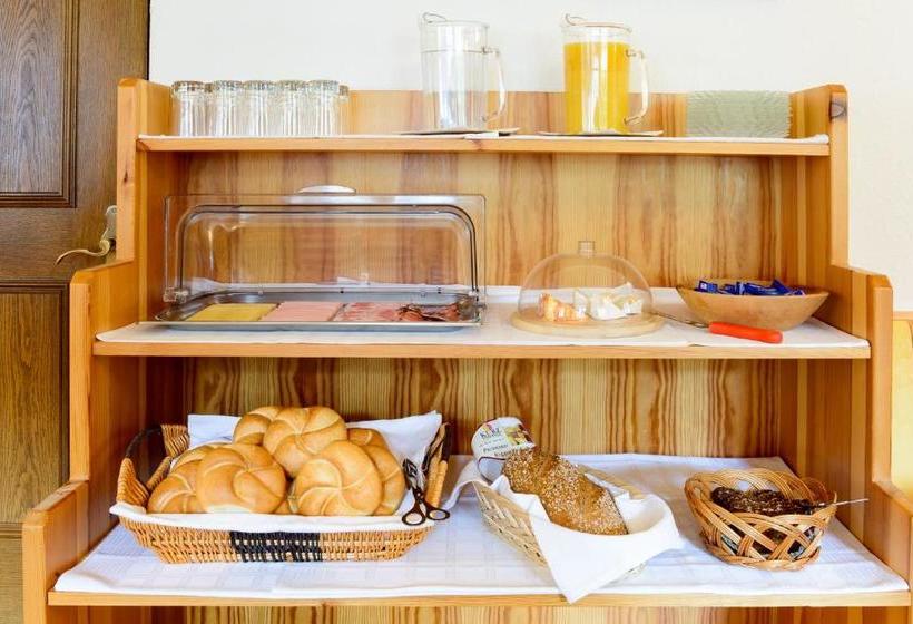 ホテル Haus Hubertus