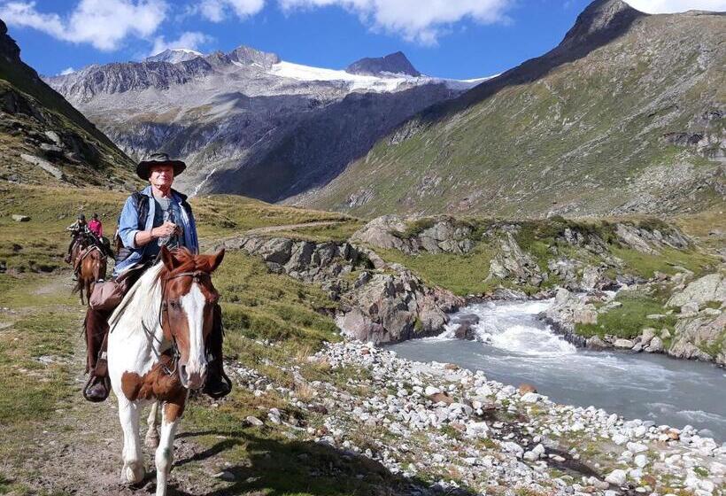 Der Ortnerhof   Hotel & Reiterhof