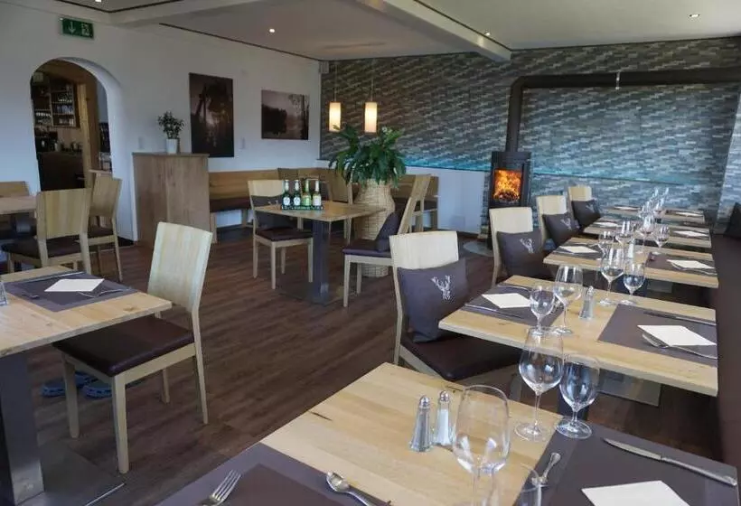 ホテル Pension Tyrol