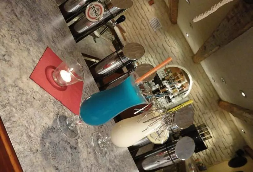 Отель Restaurant Kröll