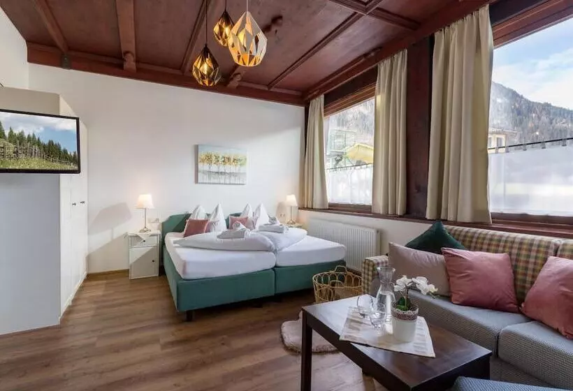 Pension Gasthof Restaurant Waldcafé