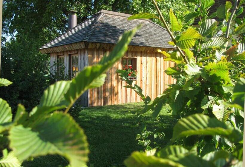 Bed and Breakfast Bauernhofpension Herzog Zu Laah