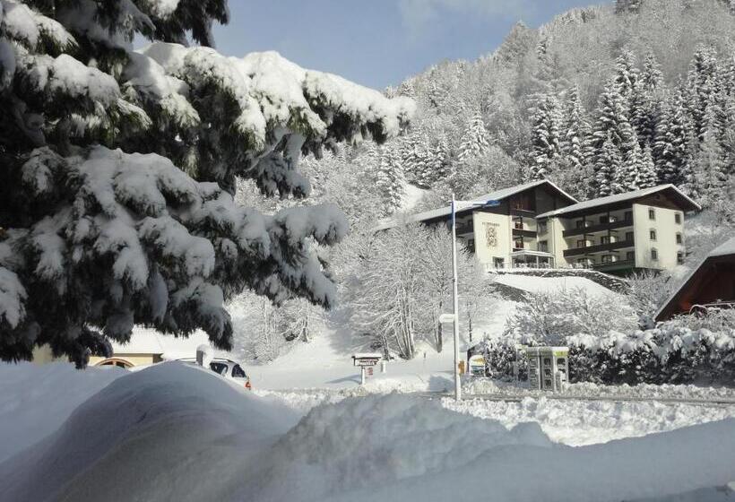 ベッドアンドブレックファースト Garni Sonnblick