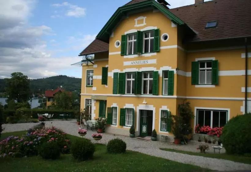 Bed and Breakfast Seevilla Annelies Pension