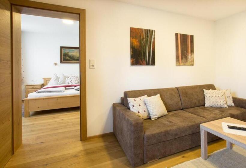 Ferienhof Hinterstrasser