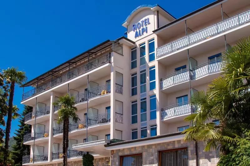 هتل Alpi
