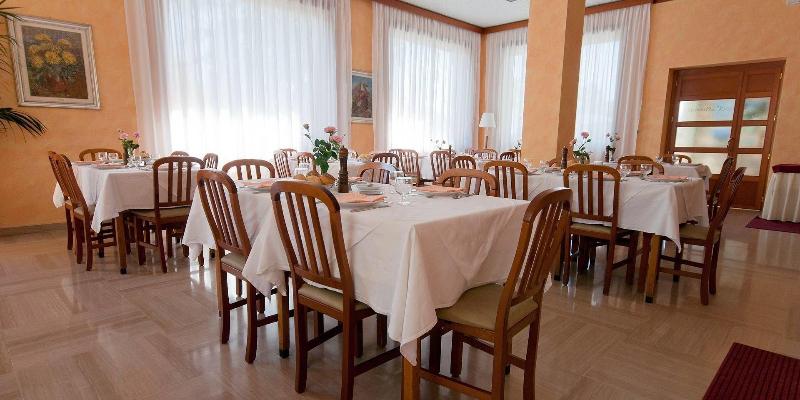 בית מלון כפרי Alpi