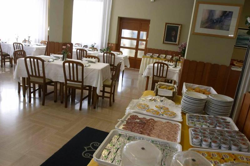 בית מלון כפרי Alpi