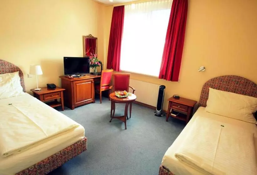 酒店 Carinthia Stadt