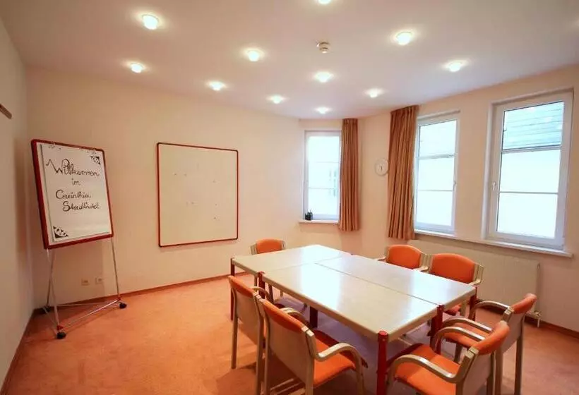 酒店 Carinthia Stadt