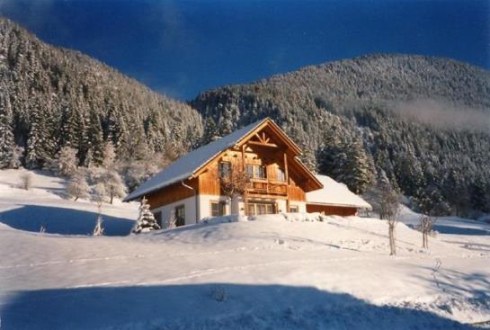 فندق Ferienhof Neusacher Moser