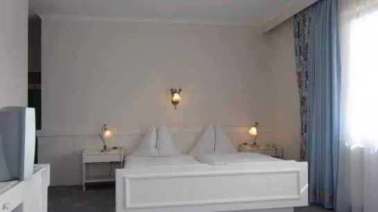 تختخواب و صبحانه Gästehaus Fertschey