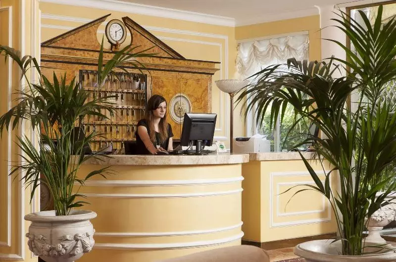 هتل Gallia & Resort