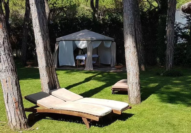 هتل Gallia & Resort