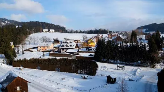 ベッドアンドブレックファースト Gasthof Pension Kirchenwirt