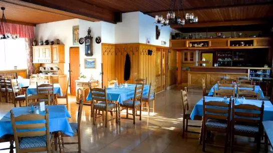ベッドアンドブレックファースト Gasthof Pension Kirchenwirt