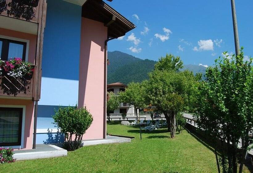 فندق Quadrifoglio