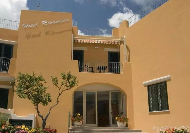Hotel Rivamare