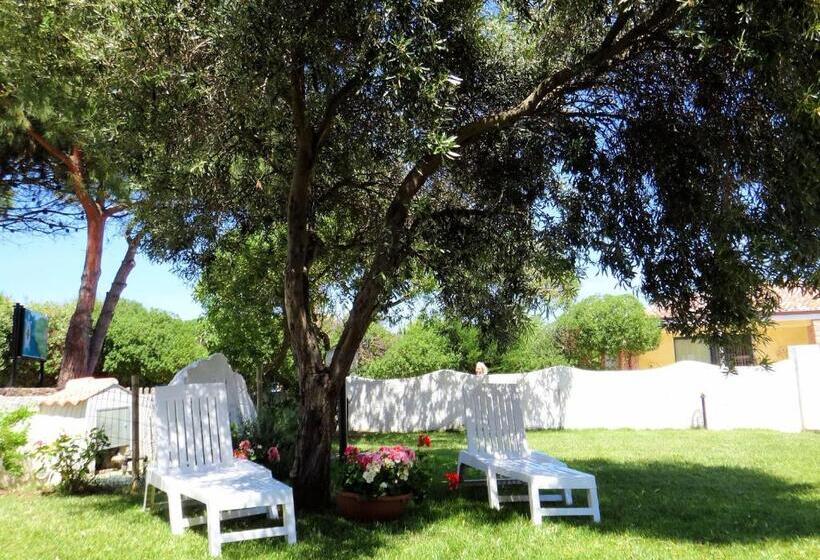 בית מלון כפרי Sa Fiorida Appartamenti