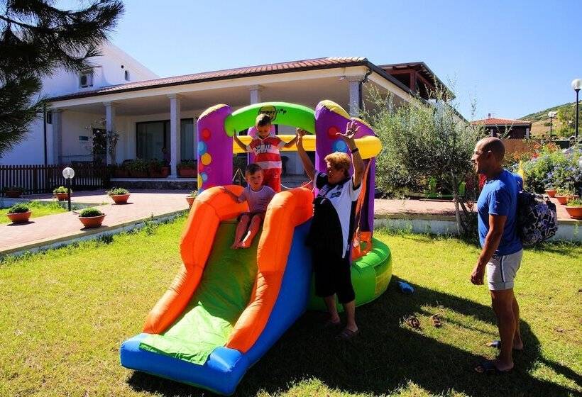 בית מלון כפרי Sa Fiorida Appartamenti