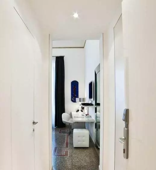 Hotel Town House Cavour