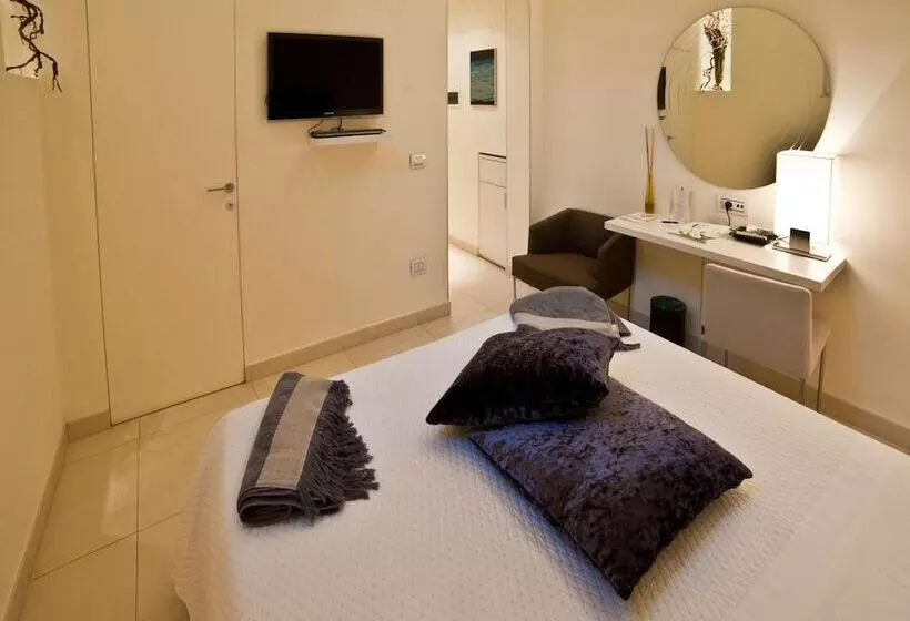 Hotel Town House Cavour