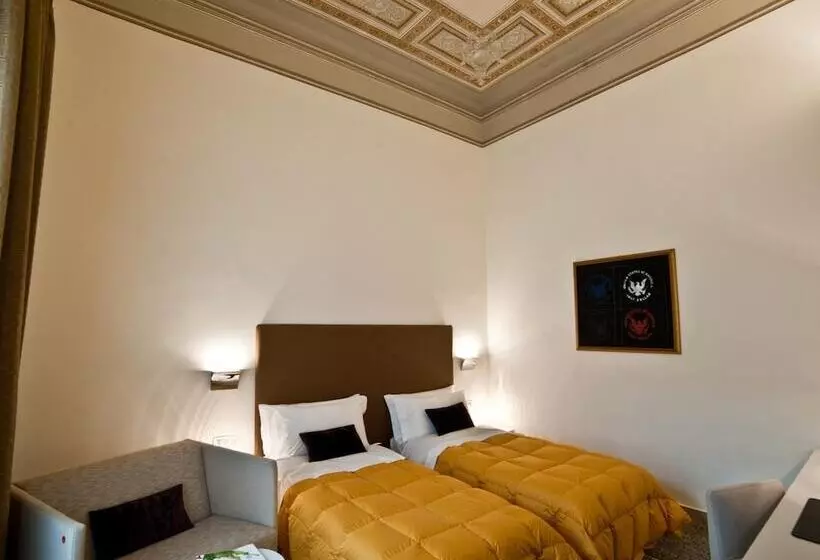 Hotel Town House Cavour