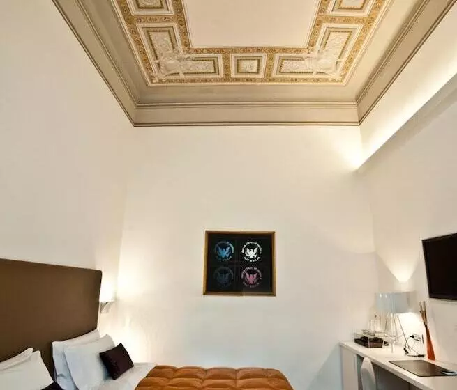 Hotel Town House Cavour