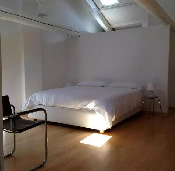 بنسيون Legrenzi Rooms