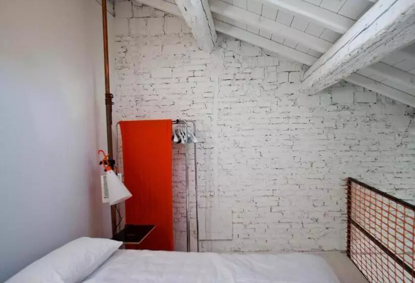 بنسيون Legrenzi Rooms