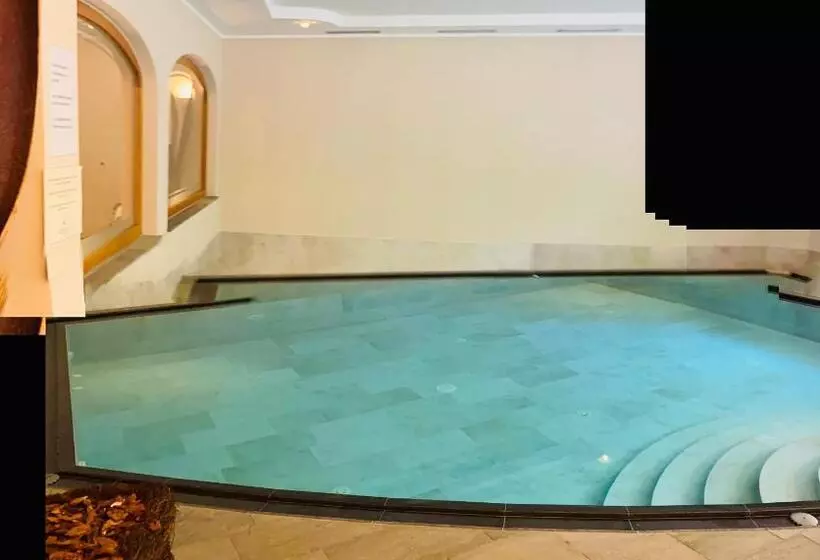 Residence Hotel Alpinum