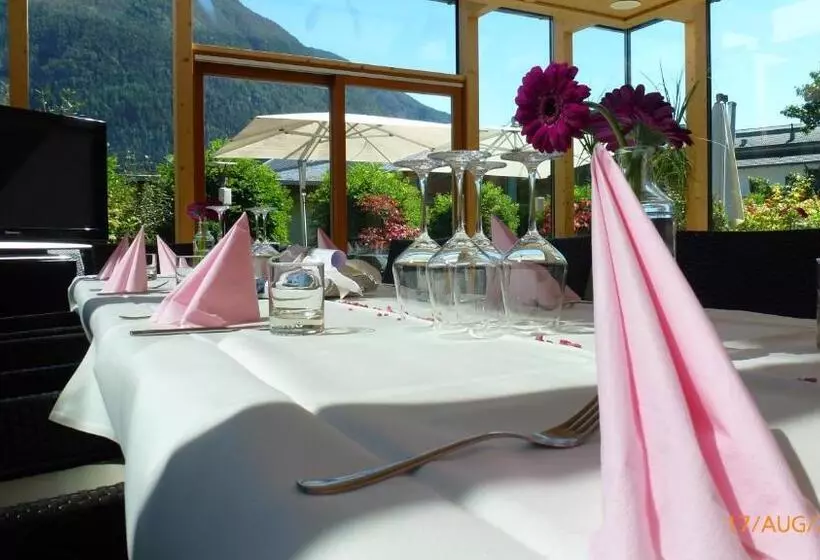 Residence Hotel Alpinum