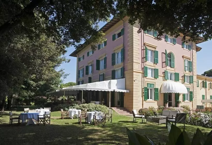 Augustus Hotel & Resort