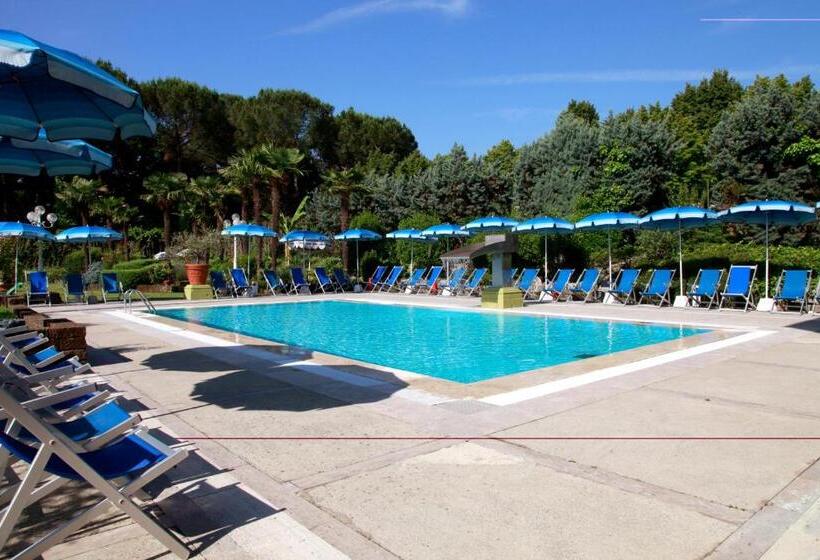 فندق Country Club