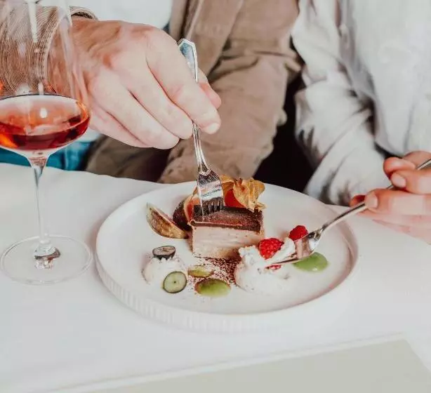 Отель Der Eisvogel Wellness & Genuss